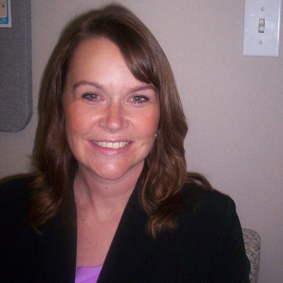 Meet your Posher, Brenda