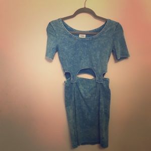 Tobi Washed out blue dress size 2