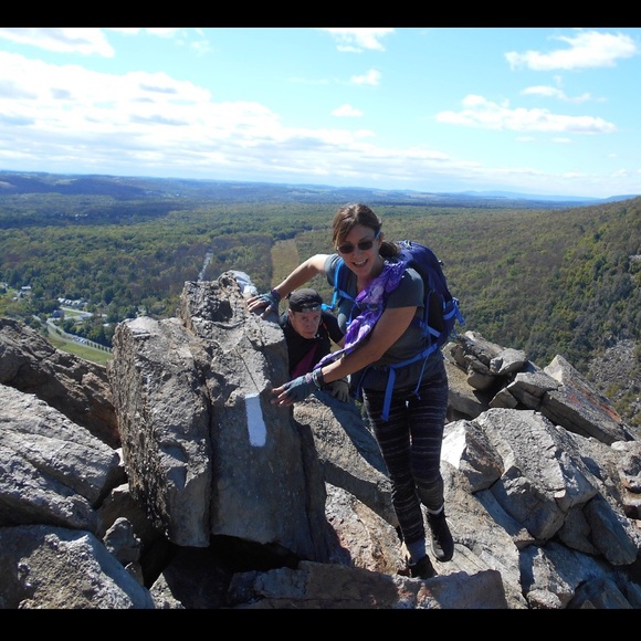 Meet your Posher, Jeannie - Picture 7 of 8