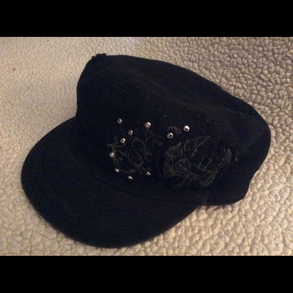 Hat - Picture 2 of 3