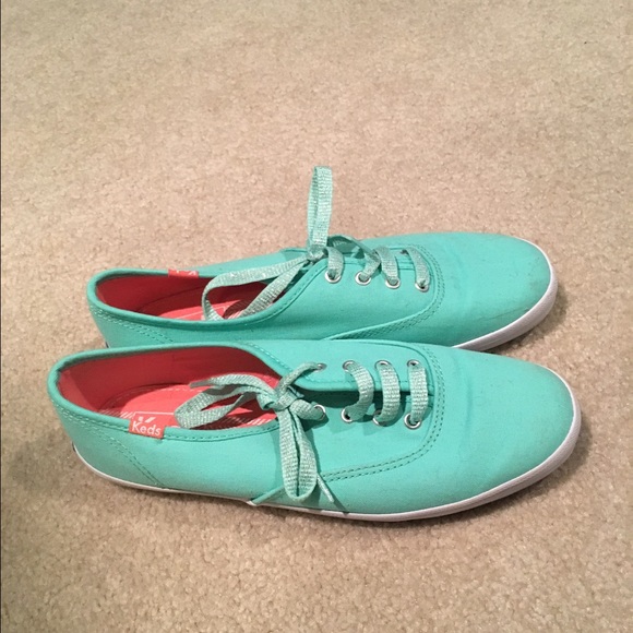 teal shoes