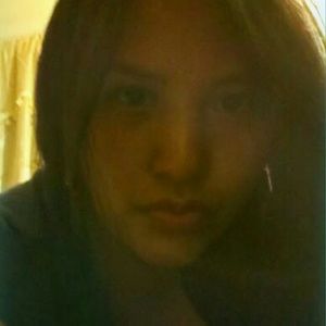 Meet your Posher, Ines