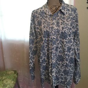 FLASH SALE 🎉 Pearl Snap