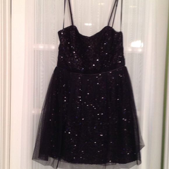 NWT FRENCH CONNECTION SEQUIN DRESS