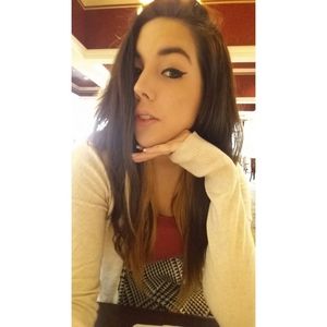 Meet your Posher, Amanda