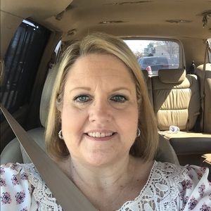 Meet your Posher, Lori