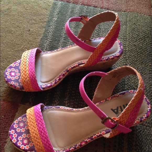 Sandal