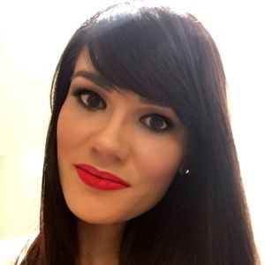 Meet your Posher, Lorena