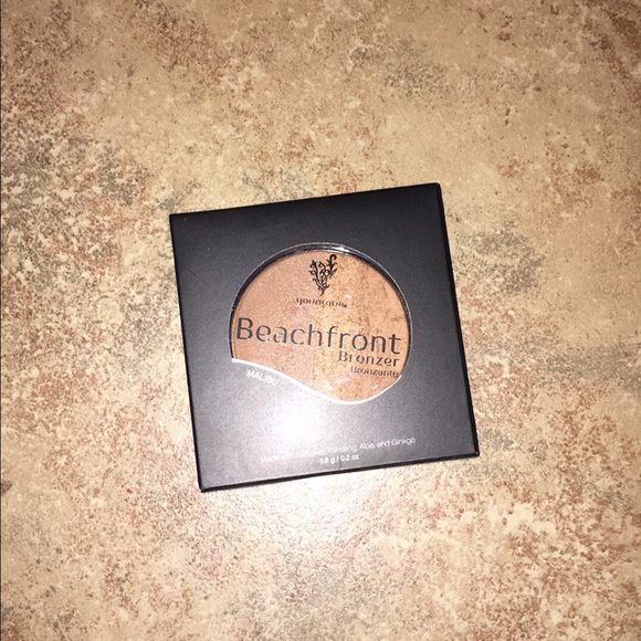 Bronzer