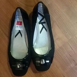 Anne Klein  Sport flats
