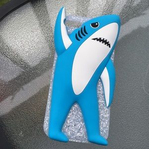 Left Shark iPhone 5/5S Case