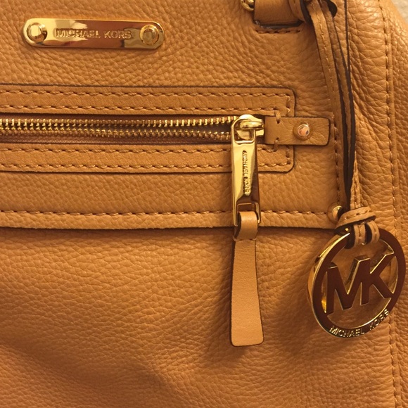 Tan Leather Michael Kohrs Hobo Bag - Picture 3 of 4