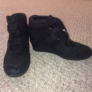 Black sneaker Wedges