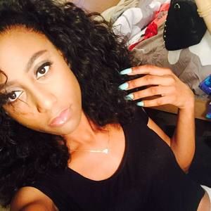 Meet your Posher, Destiny