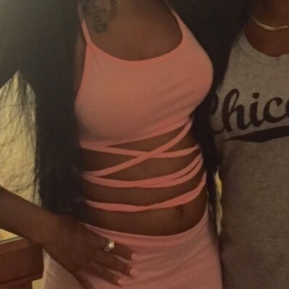 Pink tie up crop top with skirt - Picture 2 of 3