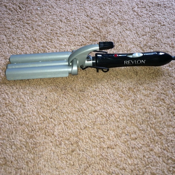 Revlon hair waver