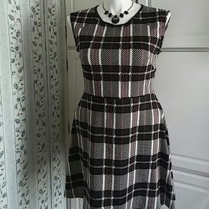 Jules & Leopold dress.