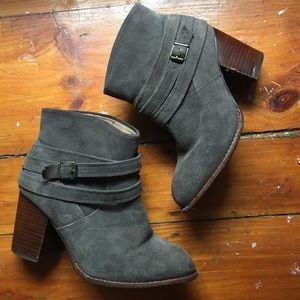 Gray suede anthropology booties by SPLENDID sz7