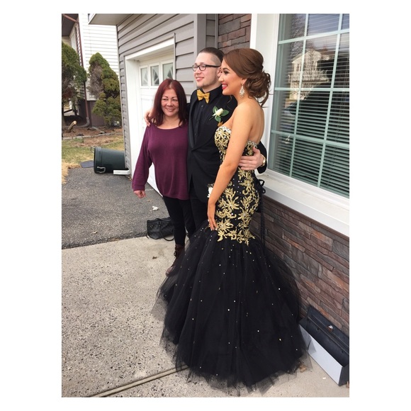 Mori Lee Paparazzi Prom dress . 97073