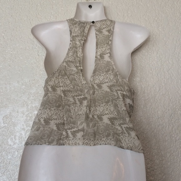 URBAN OUTFITTERS "Ecote" Cropped Embroidered Top - Picture 3 of 4