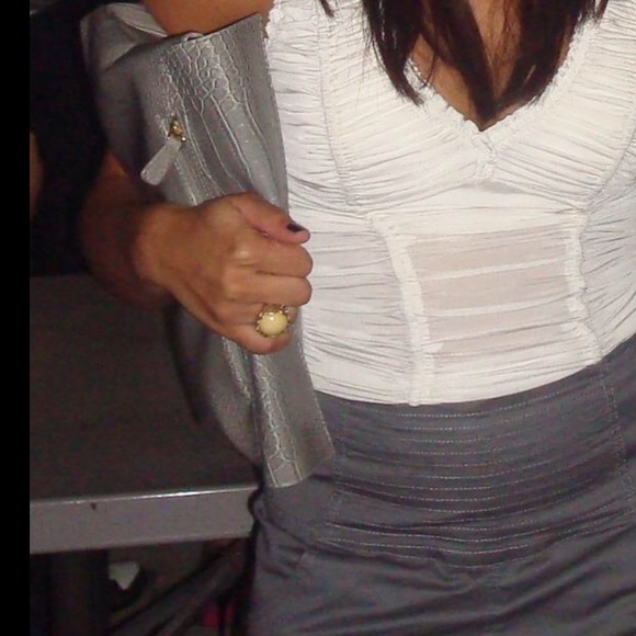Super cute, grey clutch!
