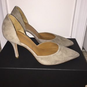 Vince Celeste d'Orsay Pump