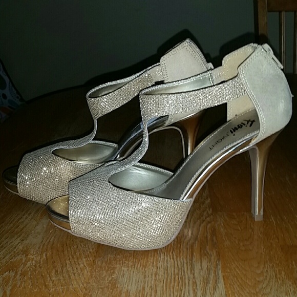 Glittery Pumps