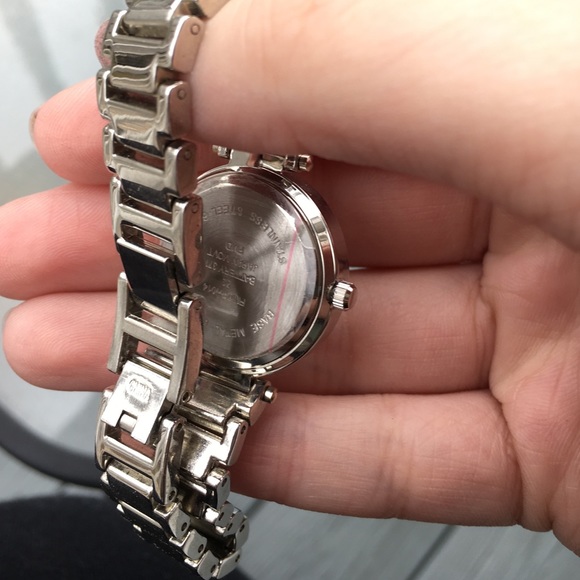 Diamond Watch - Picture 4 of 4