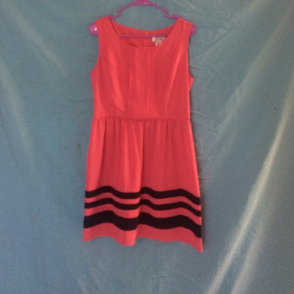 Dress - Picture 1 of 2