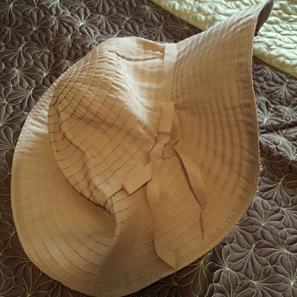 Sun hat - Picture 2 of 2