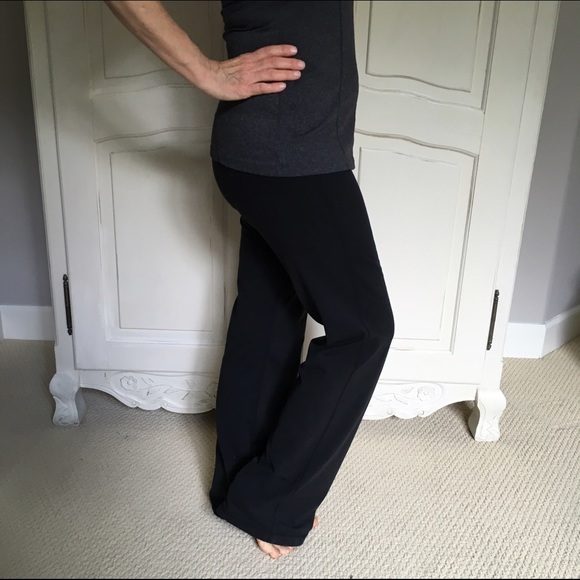 lululemon athletica Pants - Lululemon Black Astro Pants
