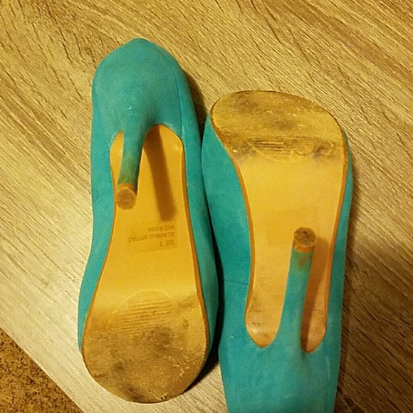 Adorable peep toe pumps with bow - Picture 4 of 4