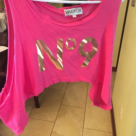 Wild fox number 9 top