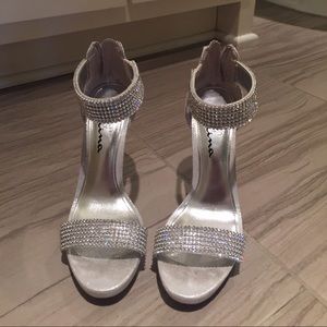 Sparkle Rhinestone Pumps