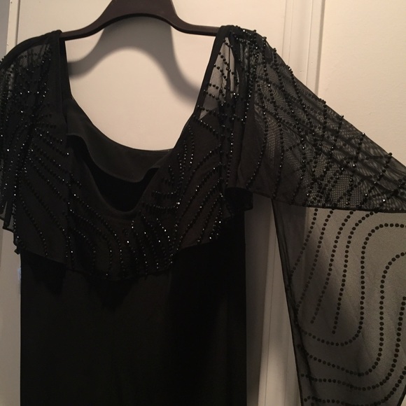 NWT Long partially beaded evening dress. - Picture 2 of 4