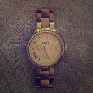 ROSE GOLD FOSSIL WATCH - new condition
