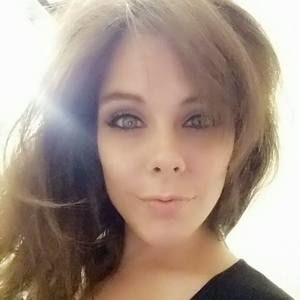 Meet your Posher, Lacy