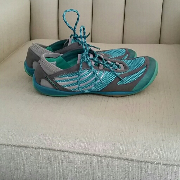 Aqua and grey barefooting shoes