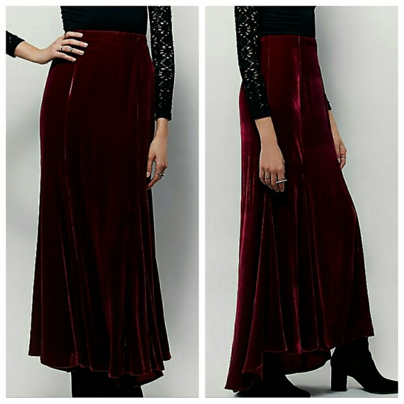 Free People FPX Curtain Call Velvet Maxi Skirt - Picture 2 of 3