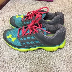 Running shoes