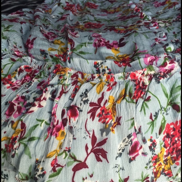 ❣️CLEARANCE❣️🏆HOST PICK🏆Aqua-Blue Floral Tunic - Picture 3 of 3