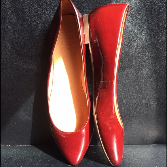 Patent Leather Burgundy Flats - Picture 2 of 3