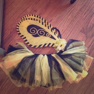 Bumble bee costume