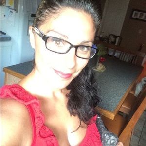 Meet your Posher, Amal