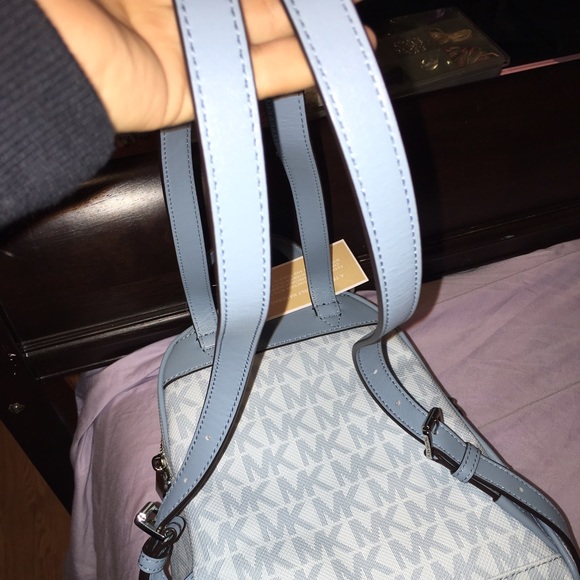 MK XS back pack RHEA ZIP sold. - Picture 3 of 4