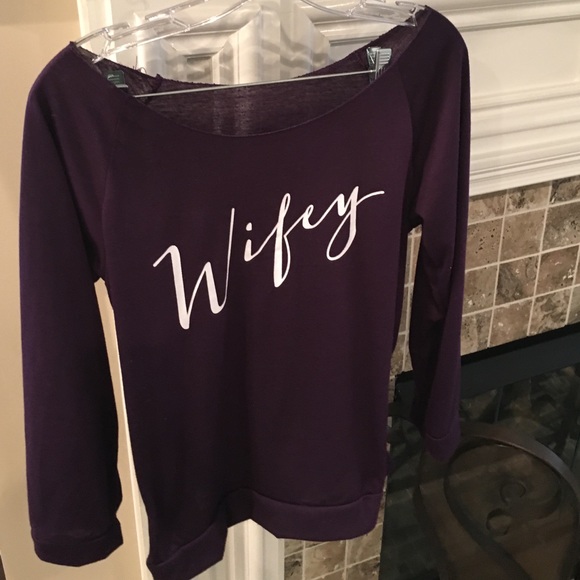 "Wifey" soft sweater