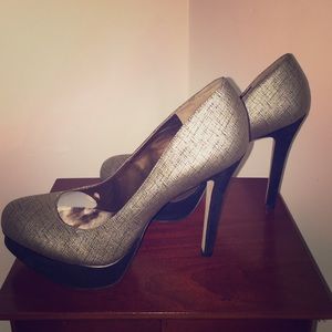 Sam Edelman Gold/Black High Heel platform pumps