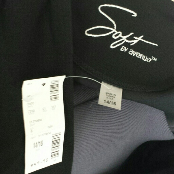 NWT Avenue Dress - Picture 4 of 4