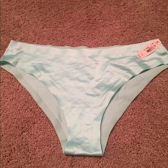 2 Victoria's Secret panties