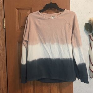 Women's long sleeved shirt